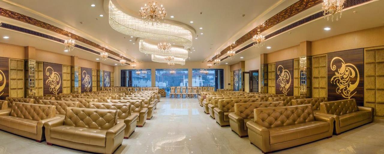 Hotel Radiance Park Rāmpur 외부 사진